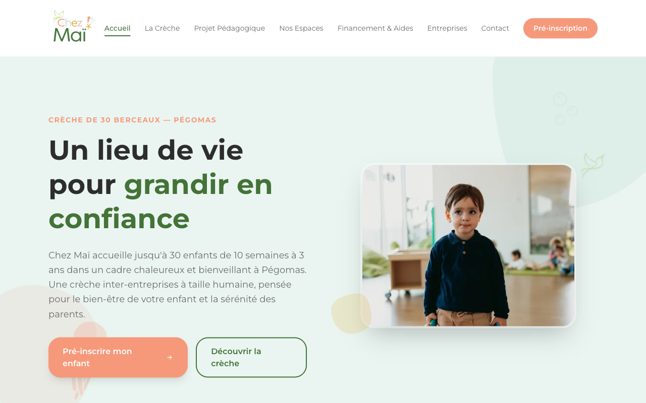 Site et système de pré-inscription de la crèche inter-entreprises Chez Maï à Pégomas